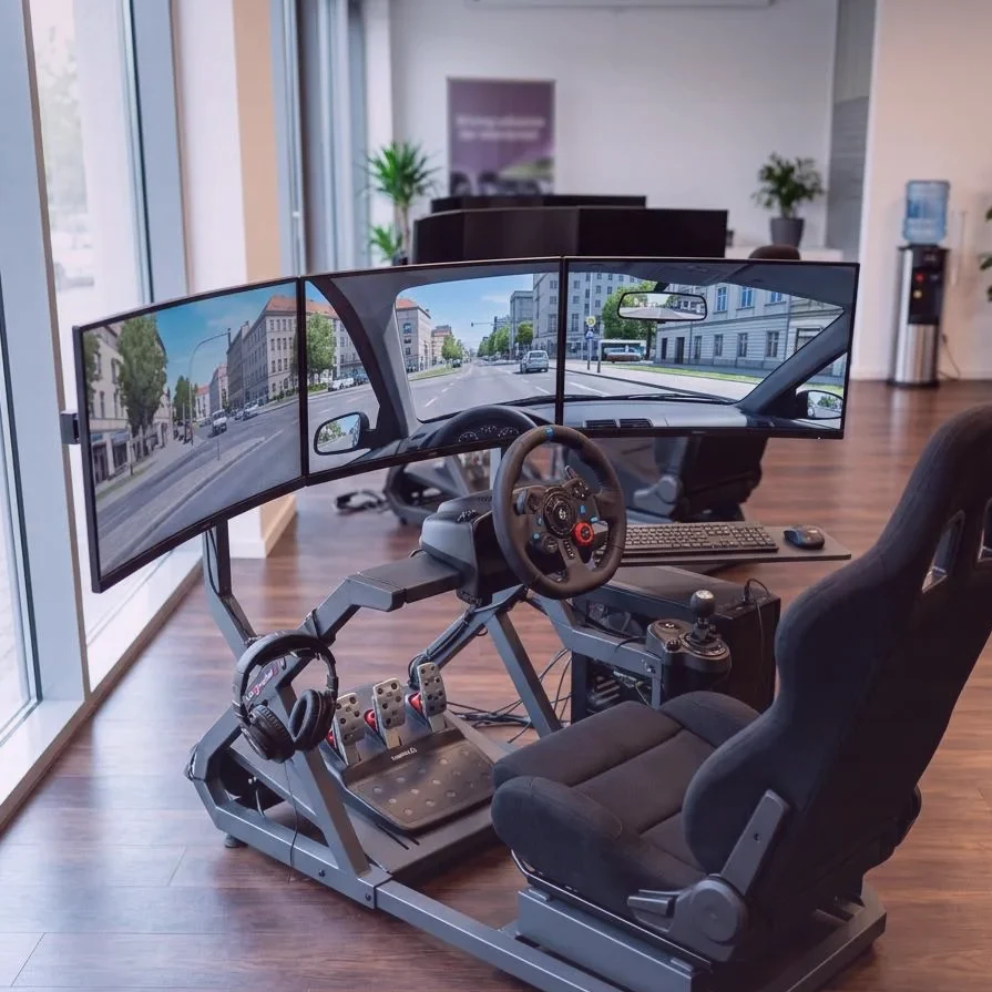 Round Circle — drivingschool in Berlin